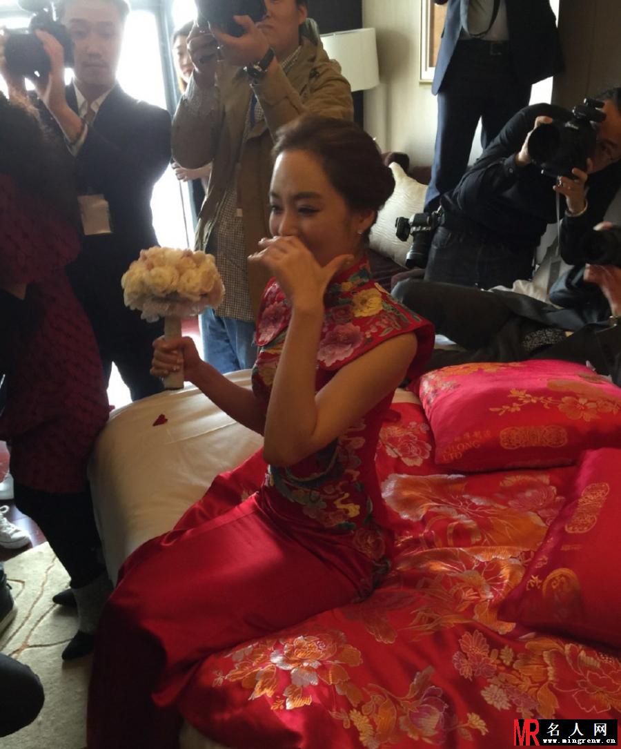 高梓淇蔡琳结婚现场曝光 新娘感动落泪(1)