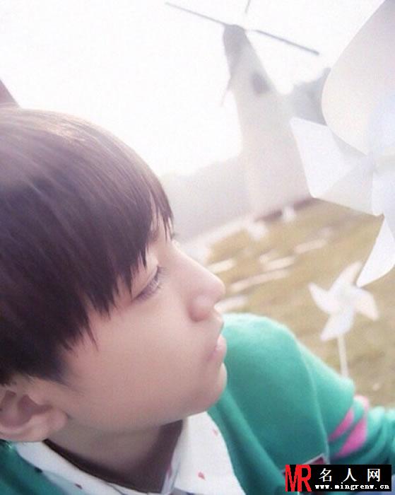 TFBOYS王俊凯2014年上半年可爱生活照集(1)