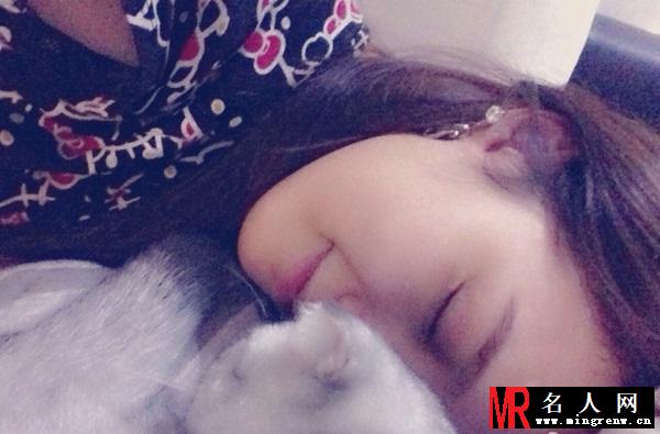 miss A孟佳私房生活可爱卖萌照(1)