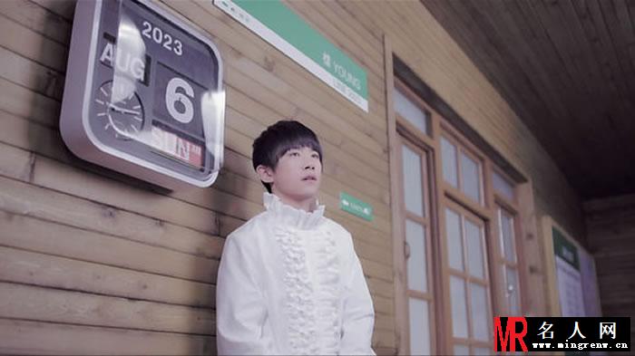 TFBOYS易烊千玺《Young》个人图集(1)