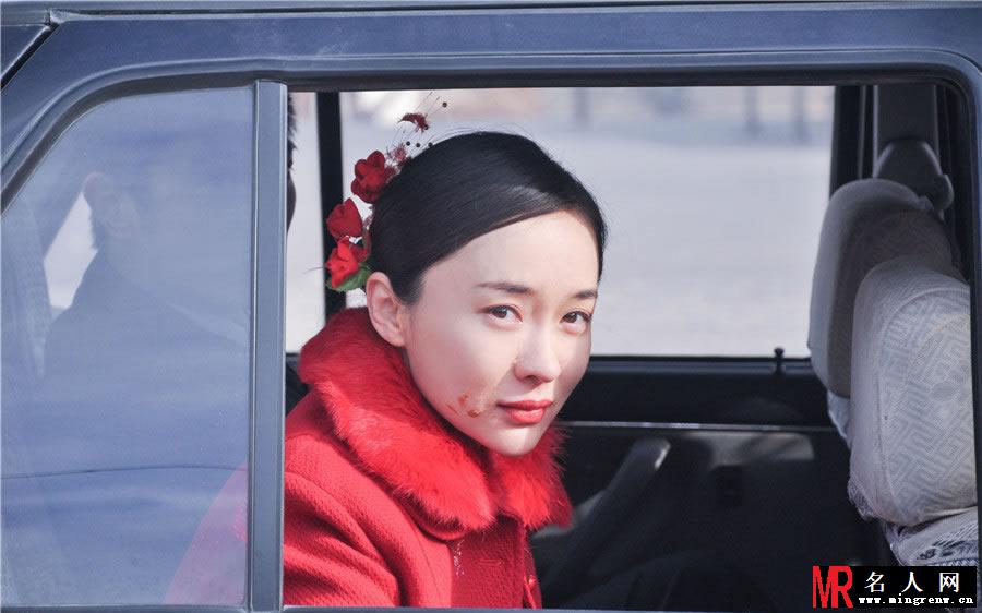 《草帽警察》霍思燕大婚剧照 虐心乡村爱情(1)