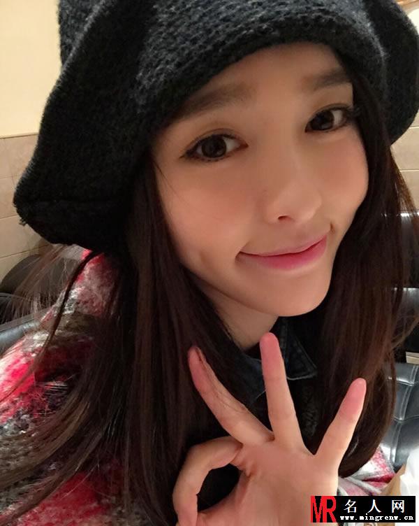 唐嫣海量甜美可人私照流出(1)