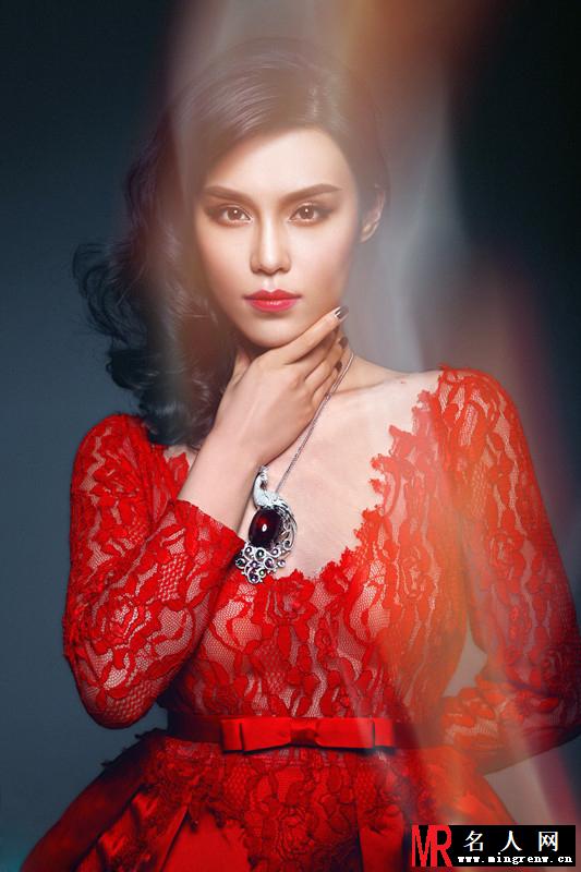 韩丹彤熟女写真 烈焰红唇明艳红人(1)