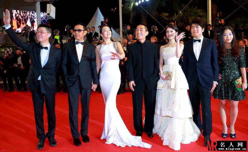 张艺谋携归来戛纳首映 两代谋女郎老辣对清纯(1)