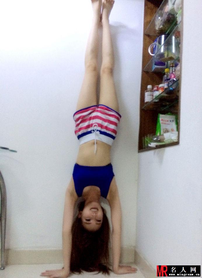 北舞惊现翻版Baby 自拍秀豪乳(1)