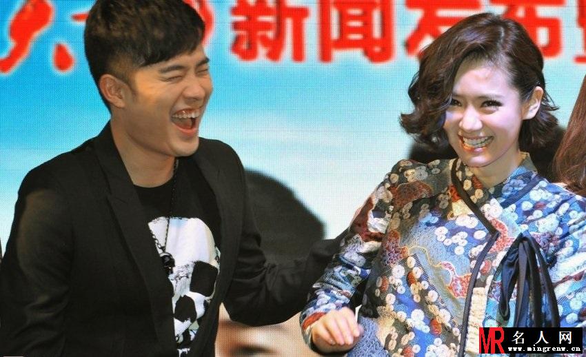 《爱情自有天意》发布会 陈赫搭戚薇热聊(1)