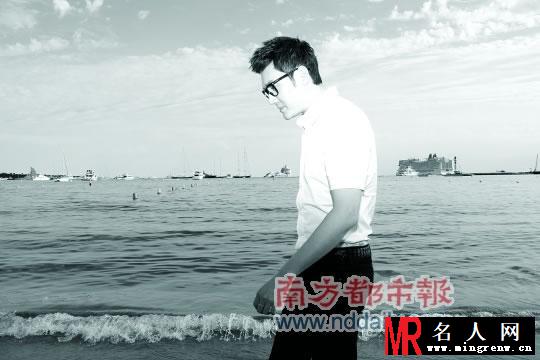 冯绍峰为《南方都市报》拍摄一组写真 完美演绎真男人(1)