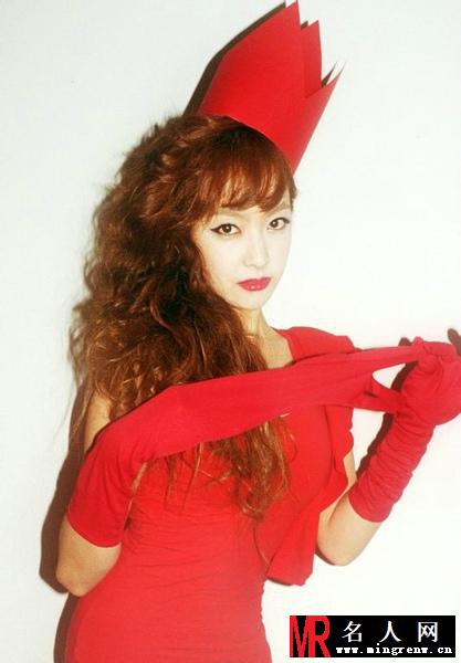 F(x)Hot Summer专辑宋茜性感红裙写真图片(1)