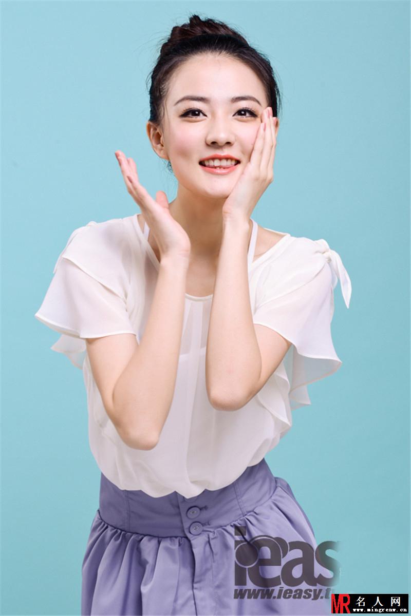 徐璐时尚写真曝光 休闲夏季装甜美可爱(1)