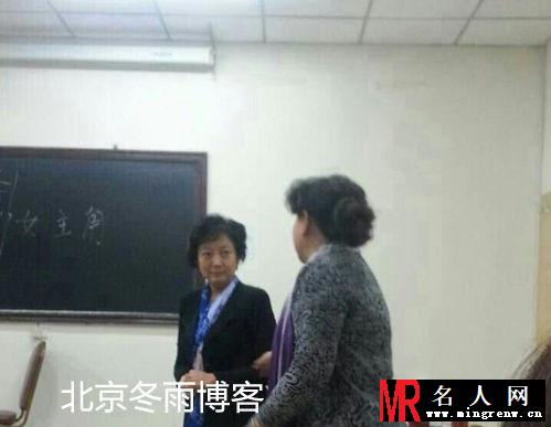 陈道明老婆近照曝光 端庄优雅曾为央视主播(1)
