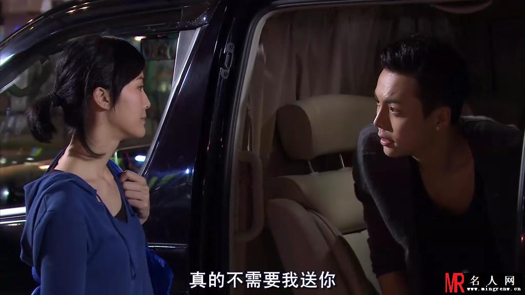 陈伟霆《美丽密令》剧照 蔡卓妍和陈伟霆吻戏激情堪比三级片(1)