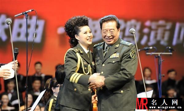 盘点演艺圈老少配 婚姻与年龄无关(1)