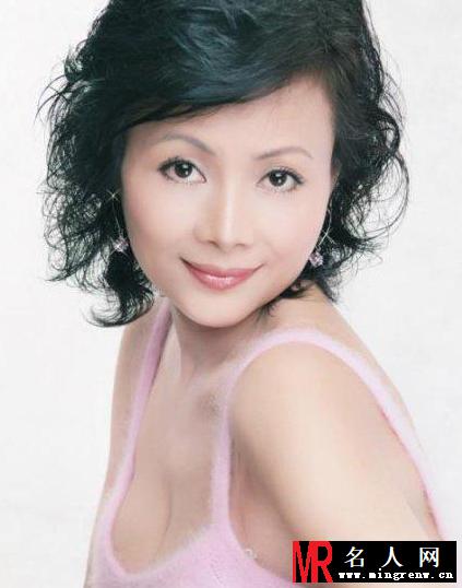 郭美美妈妈海量私照曝光 美艳外貌获赞(1)