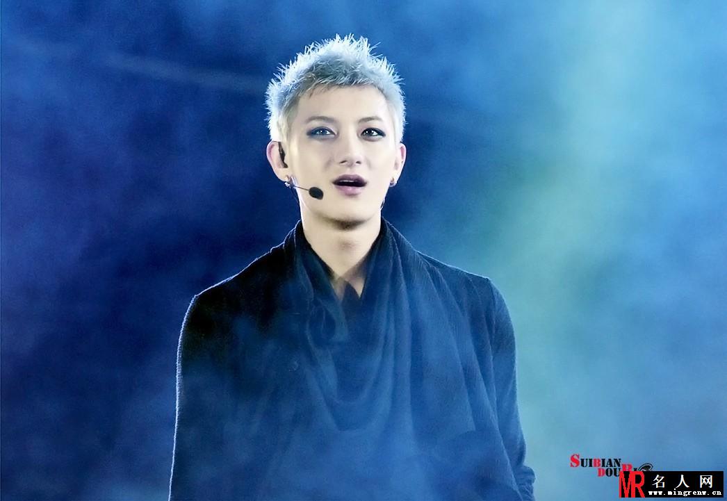 2014年4月EXO现身BestOfBest演唱会帅气难挡黄子韬图片(1)
