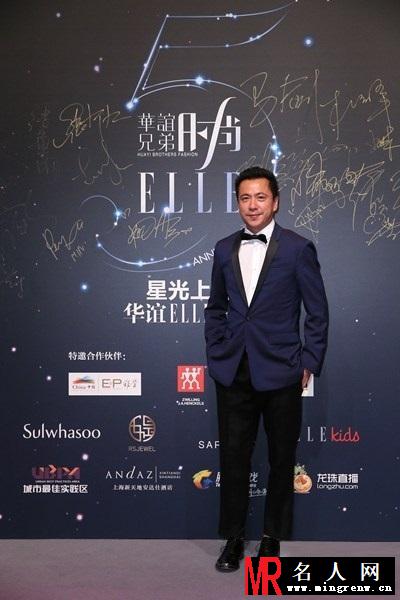 成龙杨幂陈赫等明星亮相《华谊兄弟ELLE之夜》(1)