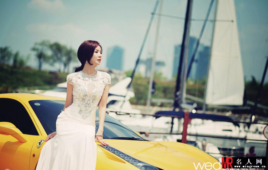 韩星尹世雅浪漫婚纱照 高贵典雅展笑颜(1)
