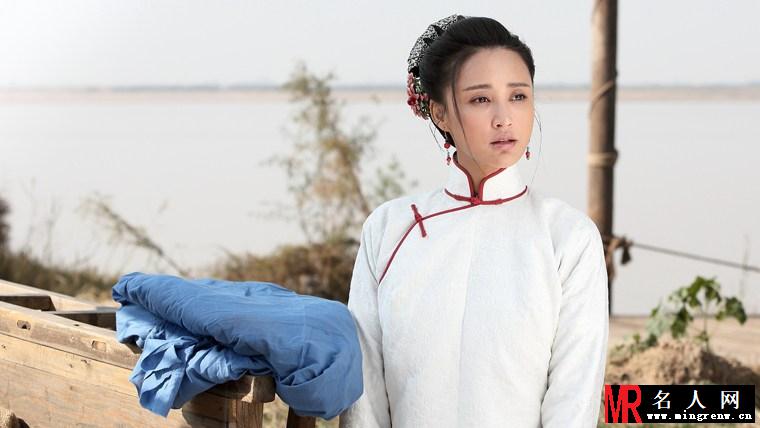 大河儿女新剧照 张歆艺一秒变村姑(1)