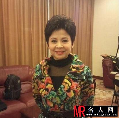 董文华近照曝光 复出后风华依旧(1)