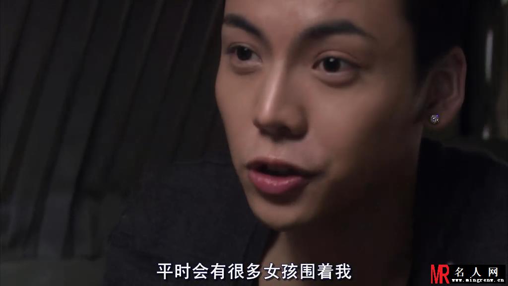 陈伟霆《美丽密令》剧照 蔡卓妍和陈伟霆吻戏激情堪比三级片(1)