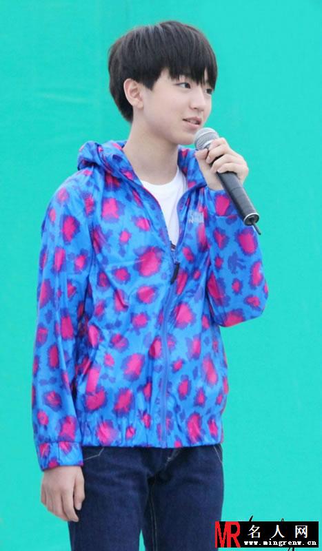 TFBOYS《我们一起来》热情观众火爆全场(1)