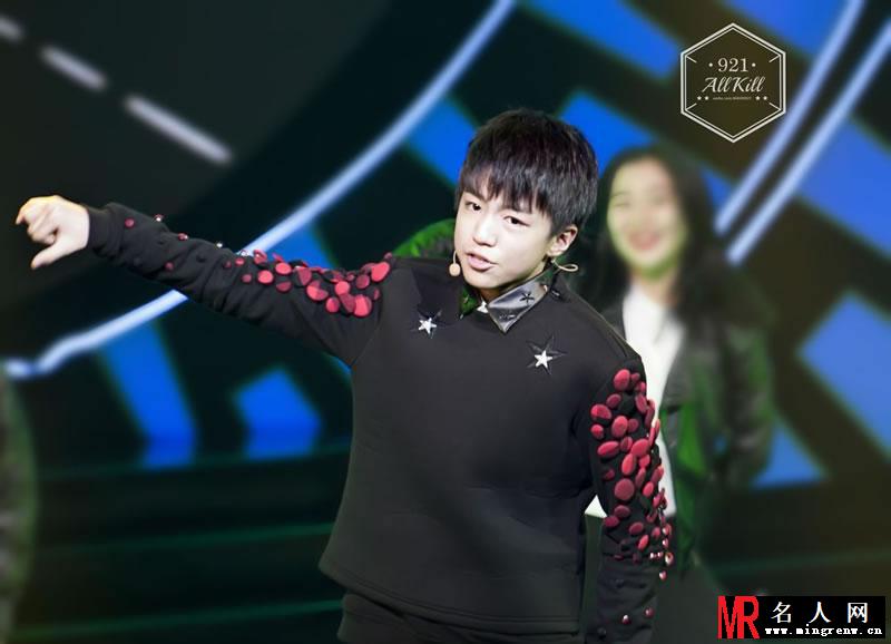 TFBOYS《爱奇艺之夜》现场 王俊凯特辑(1)