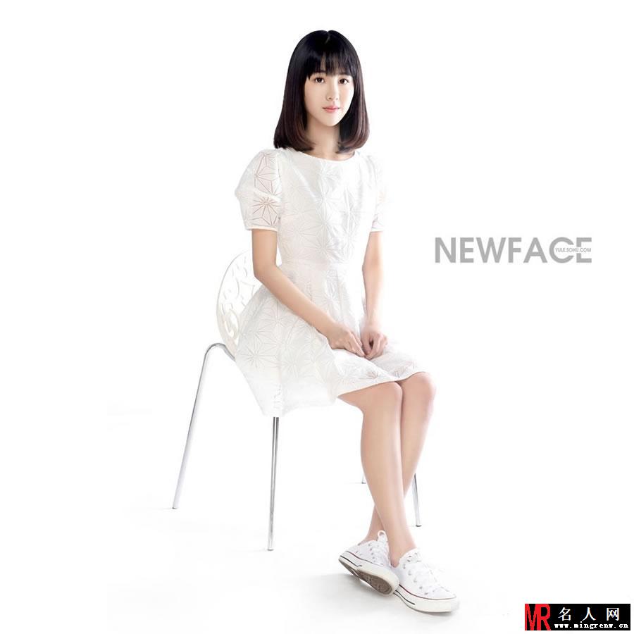 陈都灵最新杂志写真 恬淡少女灵气逼人(1)