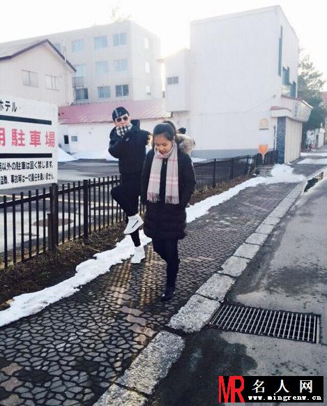 哈文李咏13岁女儿曝光 全家出国生活奢靡(1)