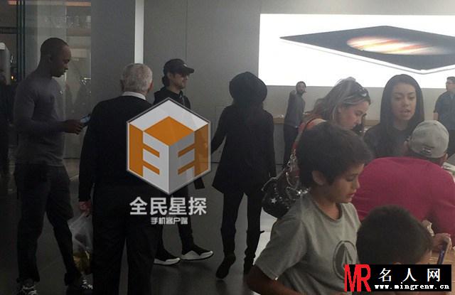 章子怡洛杉矶待产 陪汪峰逛赌城(1)