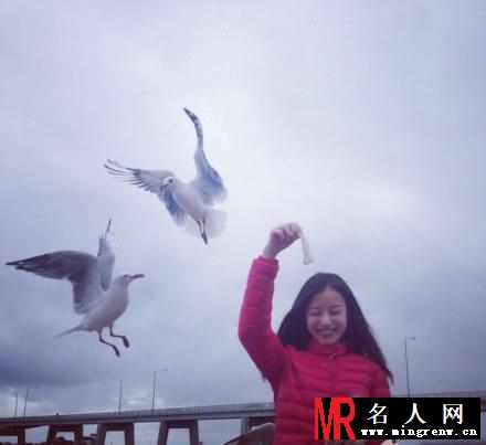倪妮2014生日曝光照 开心幸福满足粉丝齐送祝福(1)