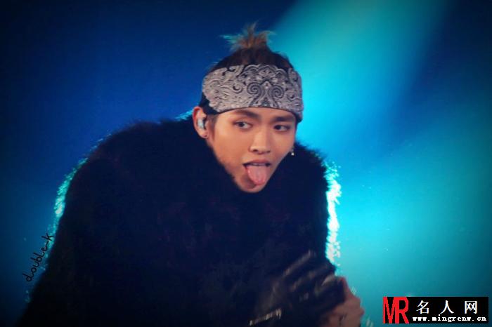 吴亦凡2013年韩国SM WEEK活动化身流行教主时尚ICON(1)