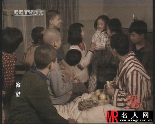 杨幂小时候影视剧照曝光 古灵精怪惹人怜(1)