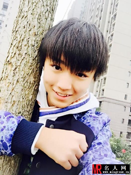 TFBOYS王俊凯2014年下半年帅气生活照集(1)