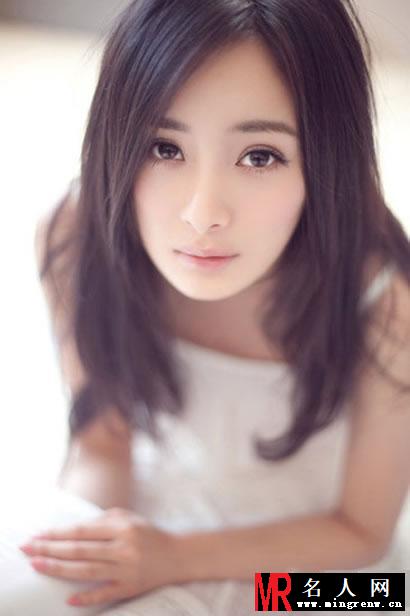 杨幂《异想记》写真 淡妆小清新宣传照(1)