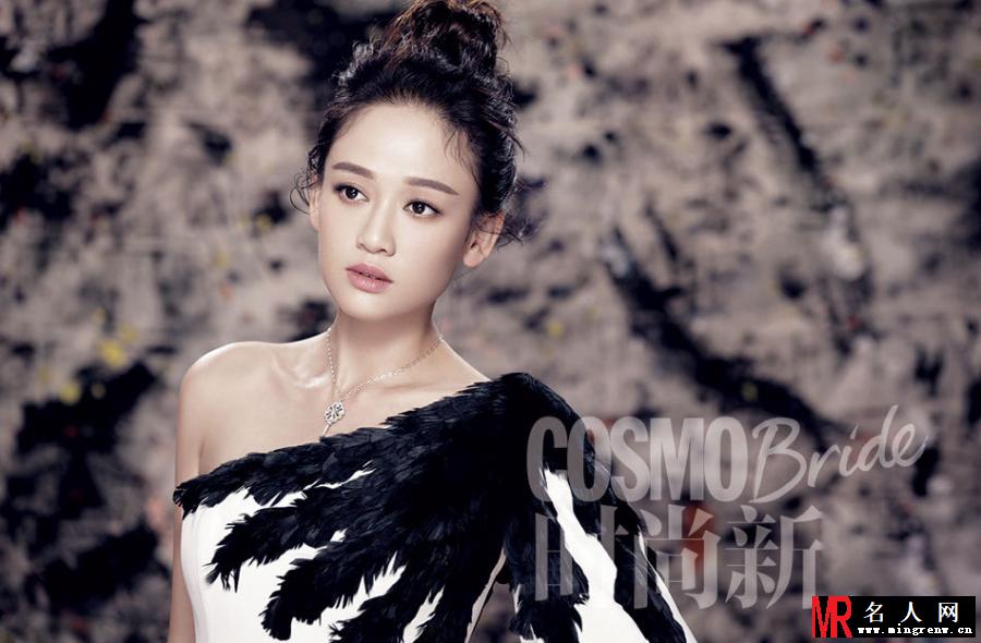 陈乔恩披婚纱登杂志 薄纱裹胸展完美曲线(1)
