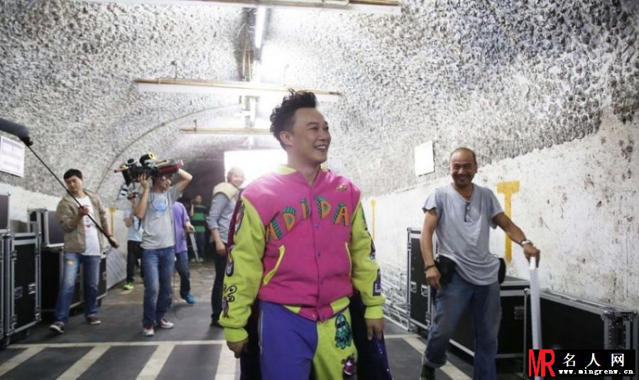 陈奕迅阿SA 合拍广告 休闲出镜默契十足(1)