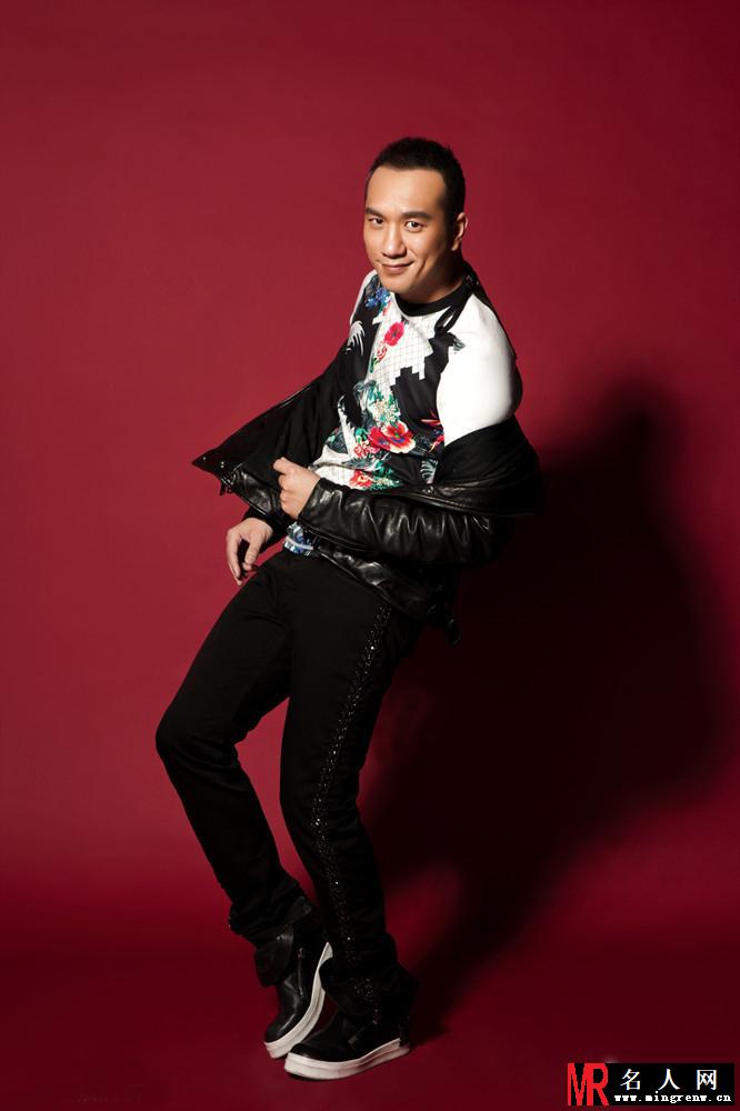 黄觉型男写真 搞怪雅痞酷劲儿十足(1)