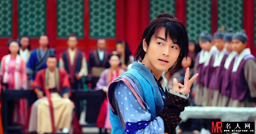 新《神雕侠侣》杨过剧照 陈晓跨年龄饰演(1)