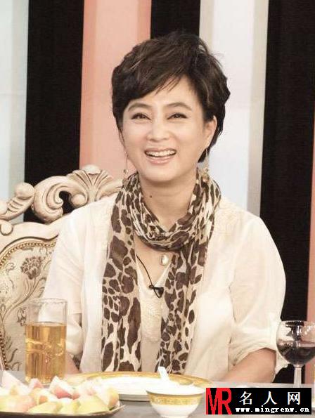 亚姐陪酒内幕 曝十大女星陪酒辛酸历程(1)