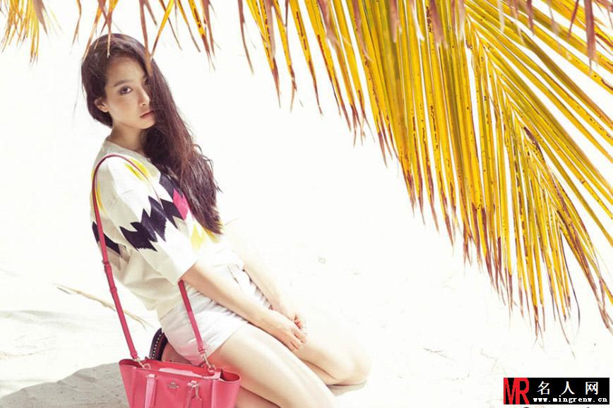 韩女团f(x)队长宋茜马尔代夫沙滩女神写真(1)