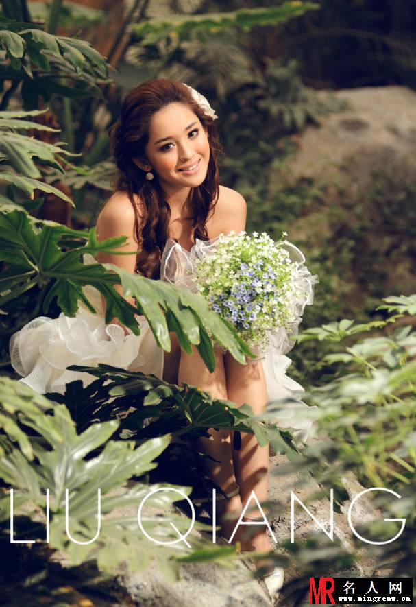 古力娜扎早期美空写真曝光 罕见青涩稚嫩(1)