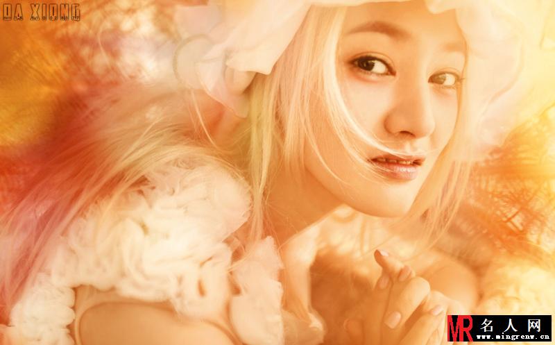 演员邱晔花丛写真 婴儿造型唯美梦幻(1)