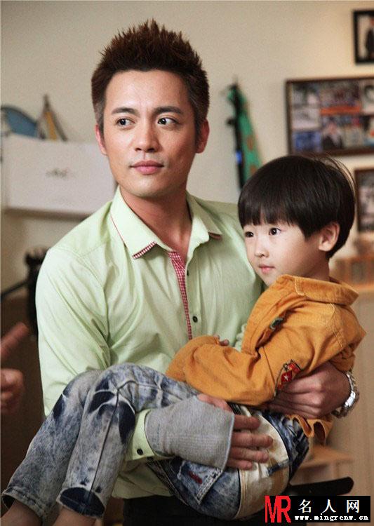 江铠同范逸臣偶像剧爱闪亮结婚剧照(1)