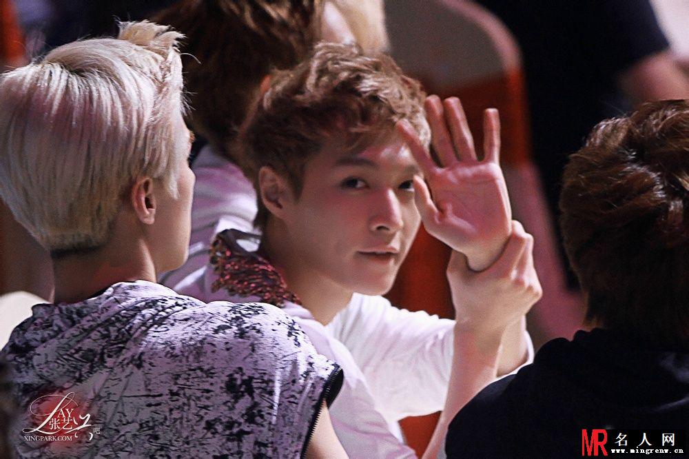 EXO张艺兴2013年帅气亮相亚洲偶像盛典(1)