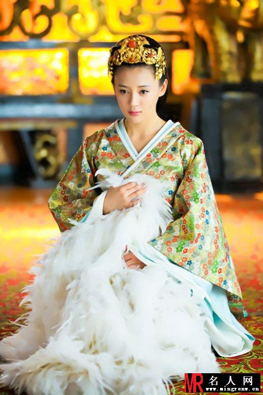 《王的女人》袁姗姗剧中造型美艳(1)
