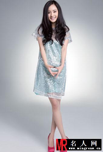 杨幂2012《BQ》杂志写真 清新装扮宛如少女(1)