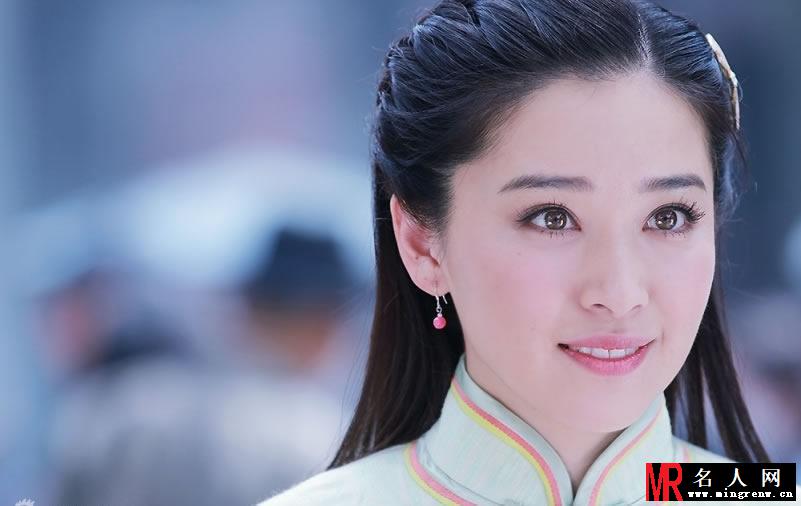 《新京华烟云》阚清子剧照 素雅造型靓丽(1)