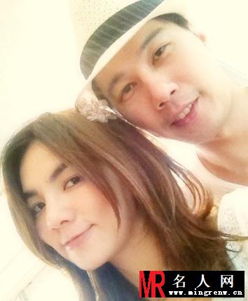 逗比夫妇欢乐多 Ella夫妇床上秀特技(1)