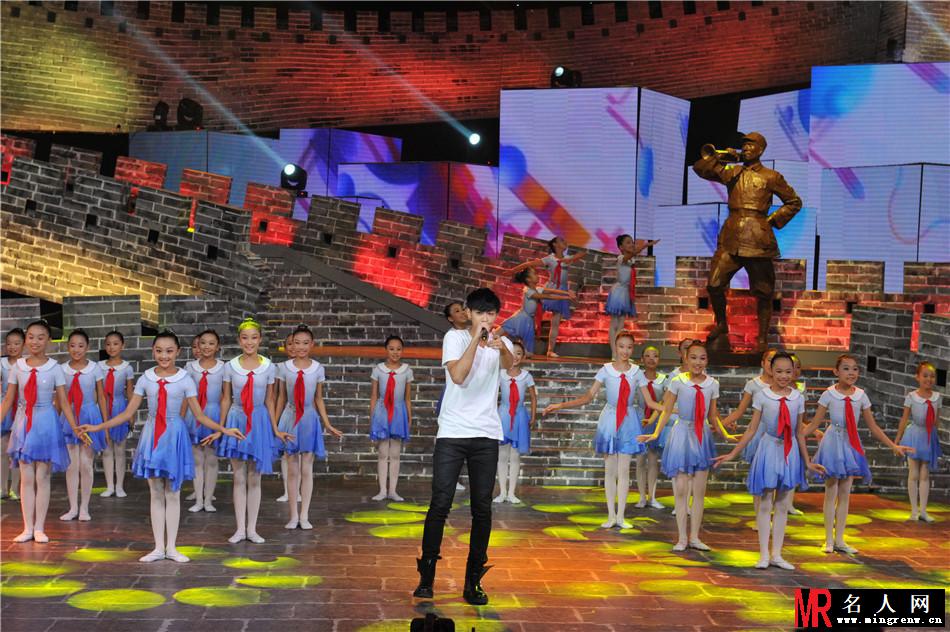 《开学第一课》TFboys黄子韬争当课代表(1)
