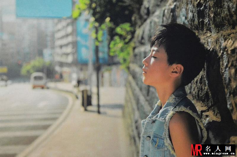 TFBOYS《HEART梦出发》牛仔裤版 帅气造型阳光青春(1)