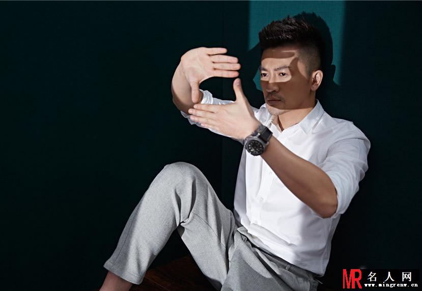 《左耳》导演苏有朋文艺写真曝光 岁月沉淀时尚型男(1)